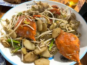 牆裡牆外