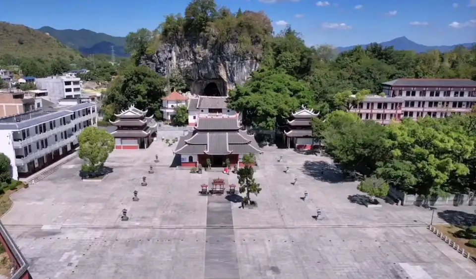 Lion rock