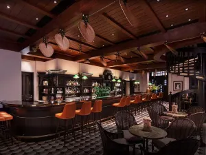 LONG BAR