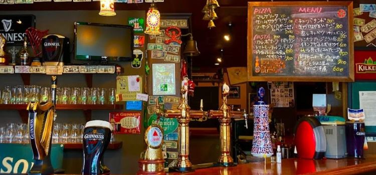 The Smuggler's IRISH PUB