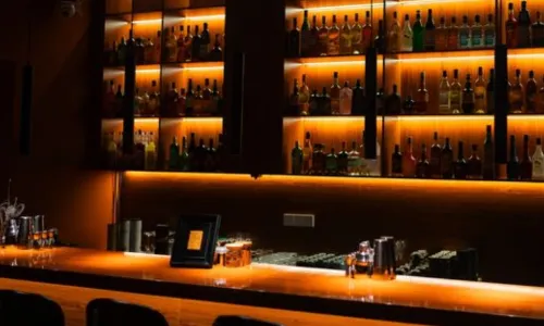 金·Bar