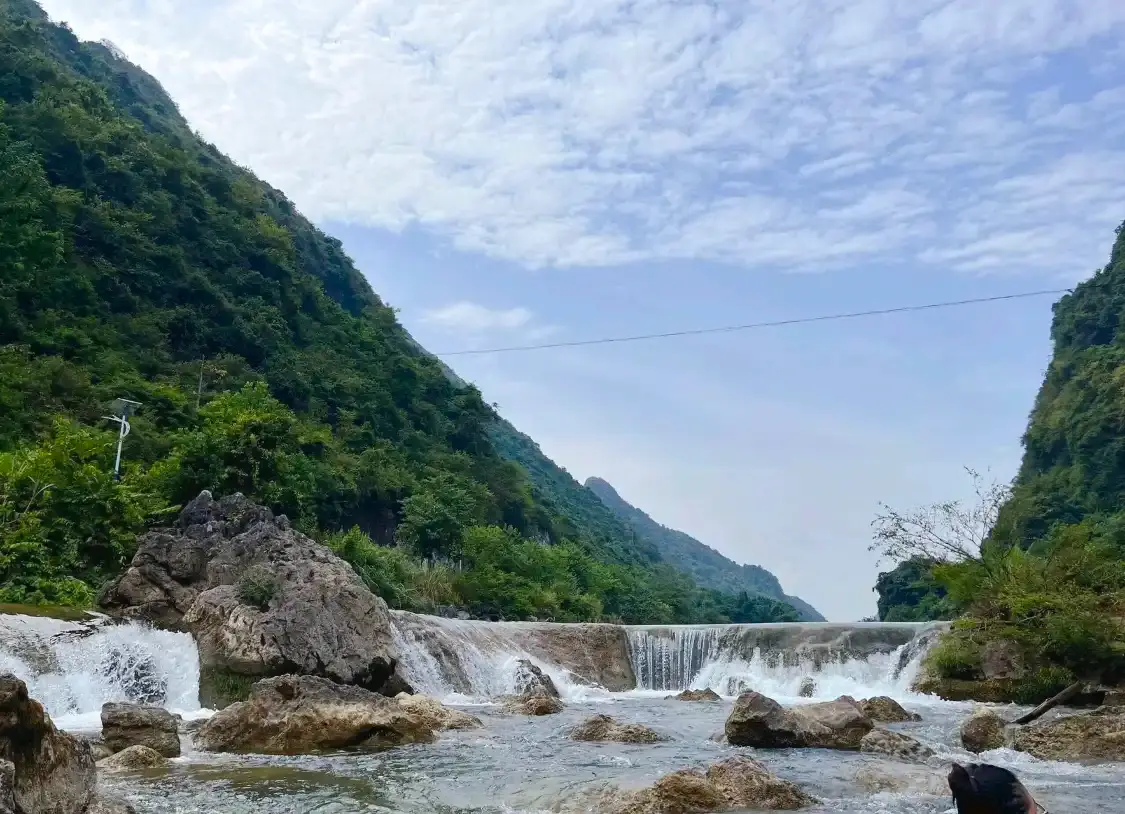 Hotels near Xiangshui Waterfall