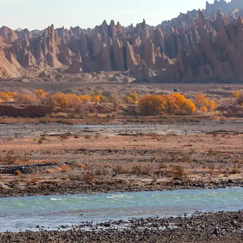 Top 10 Fall Viewing Attractions in Urumqi