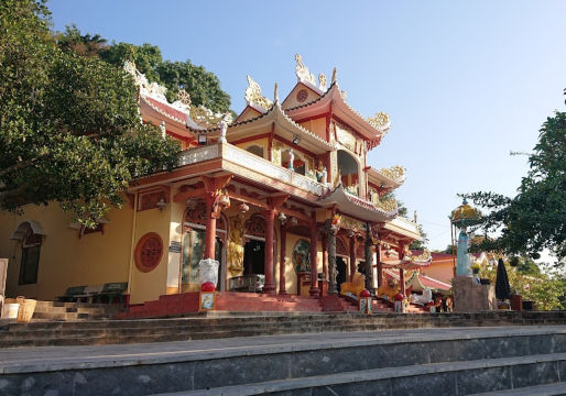 Tay Ninh Black Virgin Temple