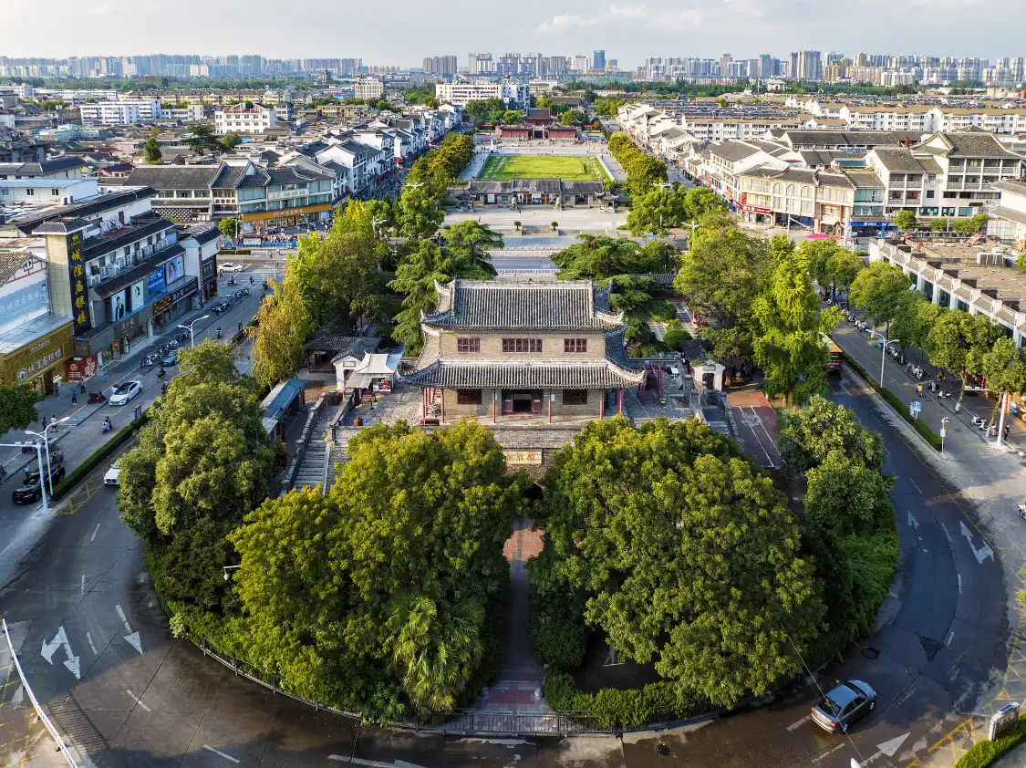 전화이 빌딩 주변 호텔