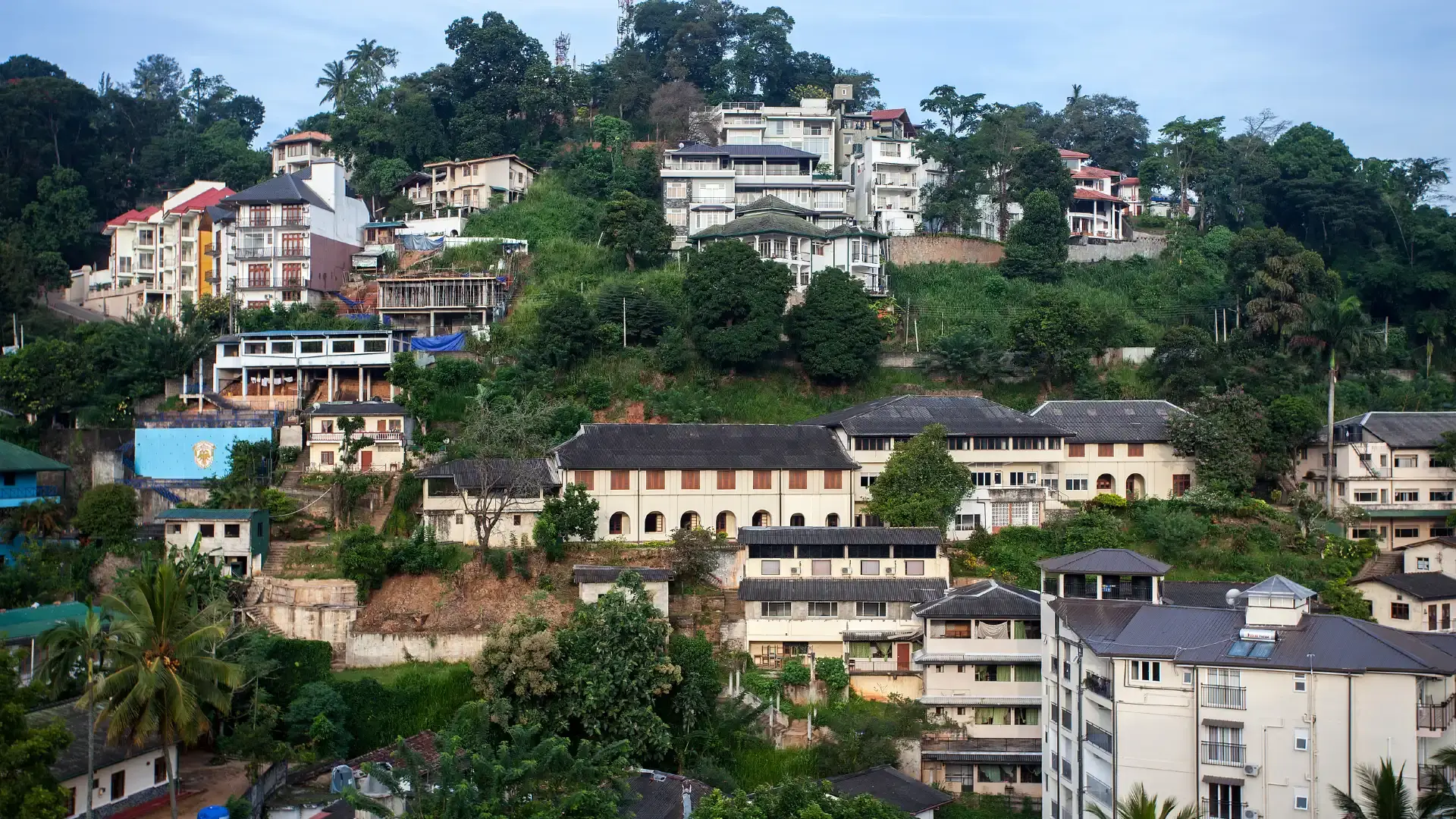 Hotels near Sacred City of Kandy