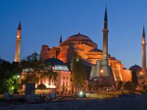 Top 50 Night Attractions in Türkiye