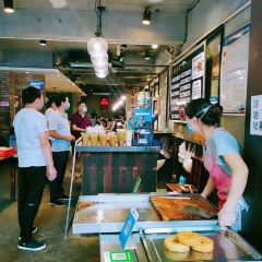 王氏华华牛肉面(雪松路店) User Photo