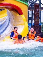 Xijiuhua Mountain Water Amusement Park