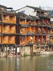 Hanging Houses of Huilong Tower