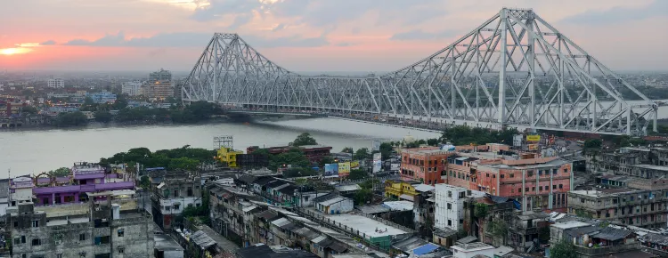 โรงแรมใกล้नोअपारा ट्रैफिक पॉइंट