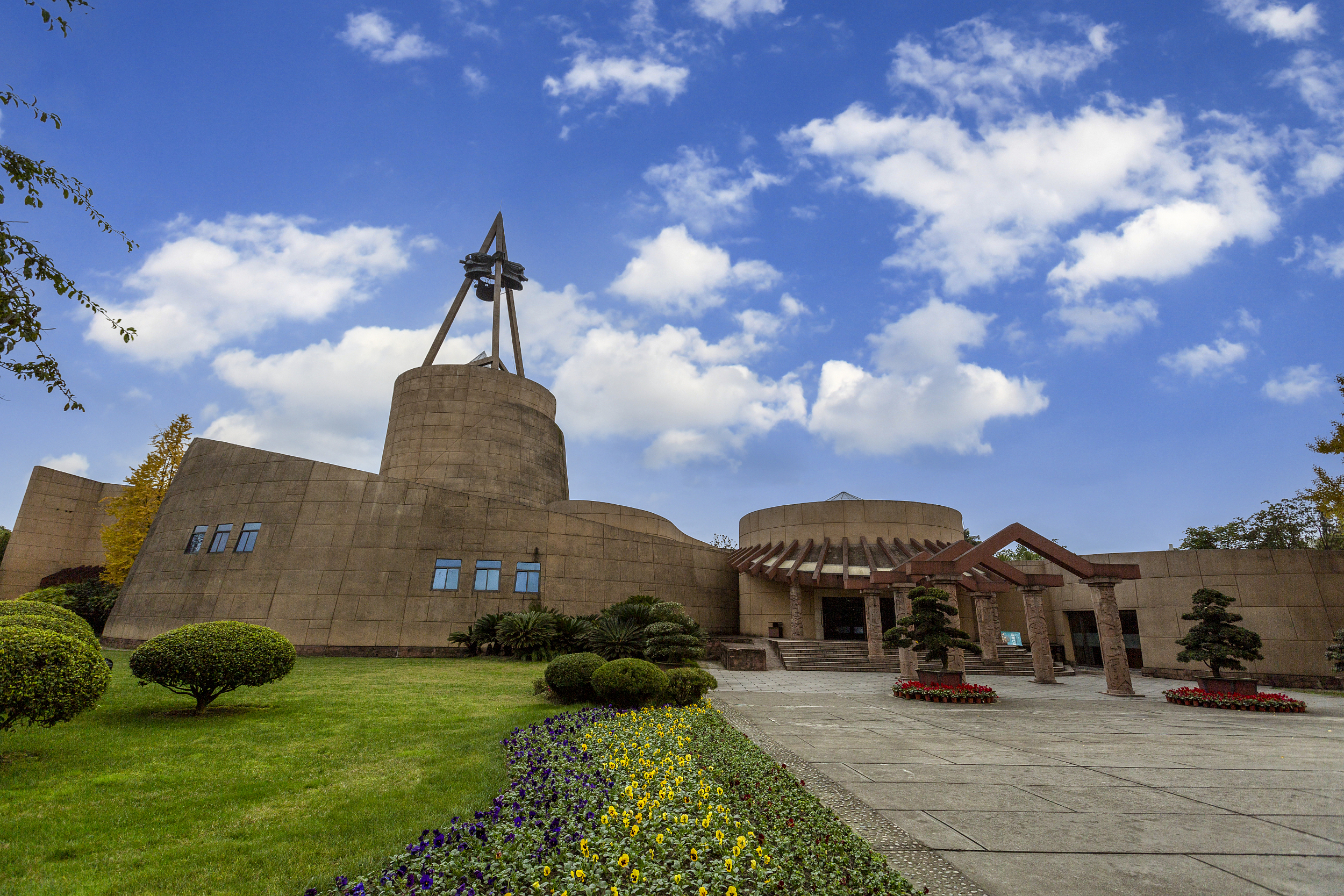 2025 Guanghan Travel Guide: Must-see attractions, popular food, hotels, transportation routes (updated in July)