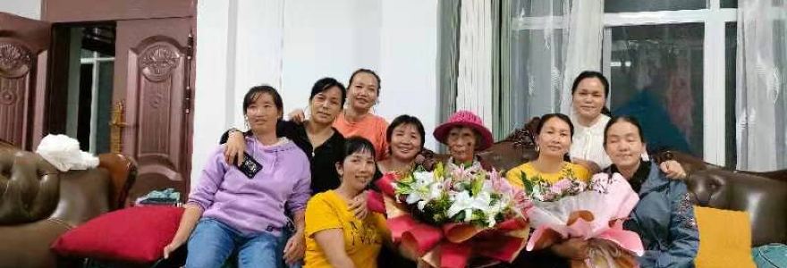 KA XI YA MIAN BAO HONG BEI FANG KAI YUAN JIE DIAN