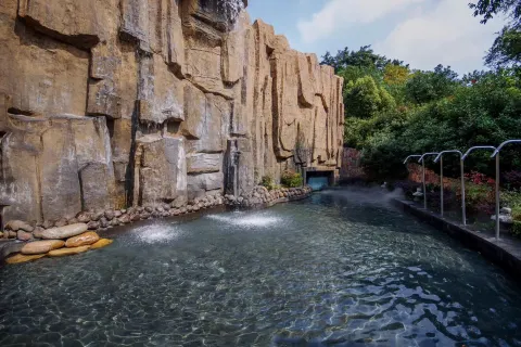 Tangshan Ziqing Lake Tourist Area
