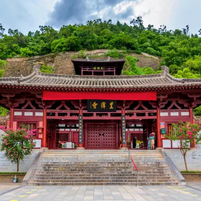 Batik Air Flights to Guangyuan