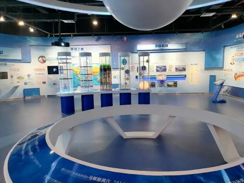 Hotels near Suining Science and Technology Museum