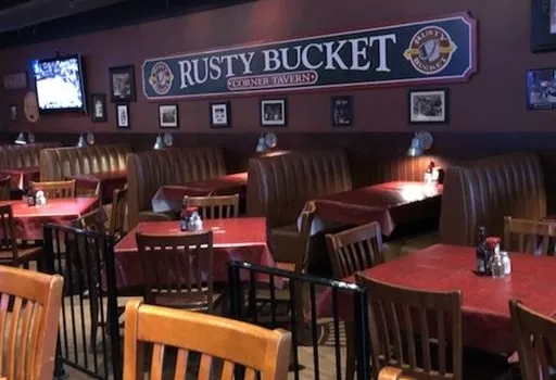 Rusty Bucket - 86th & Ditch