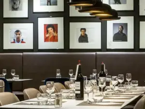 Cafe Barriere