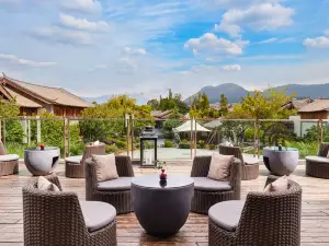 The Lobby Lounge (InterContinental Lijiang Ancient Town Resort)