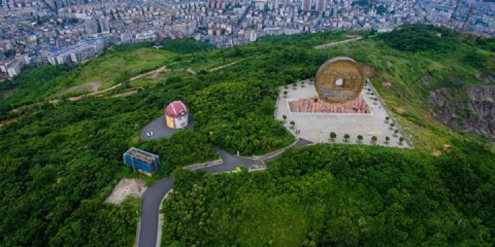 湖南寶山國家礦山公園-芙蓉峰