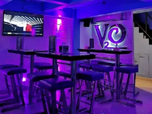 V Lounge & -11 Ice Room