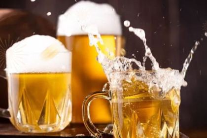 红色里音乐酒吧