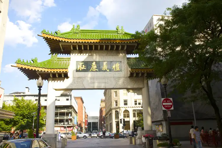 Các khách sạn gần Boston Chinatown