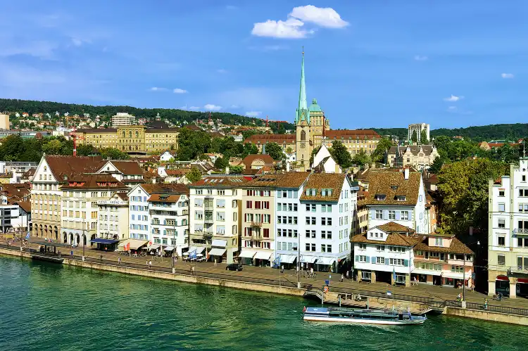 Hotels near Lindenhof