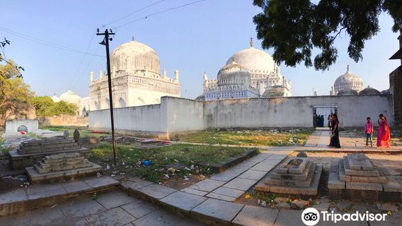 DARGAH HAZRATH KHWAJA BANDANAWAZ GESUDARAZ Rahmathullahi Alaihi