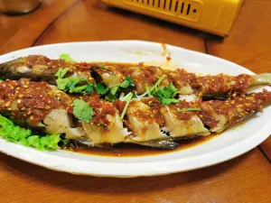 小黃牛朝鮮族特色湯飯館（長白山店）