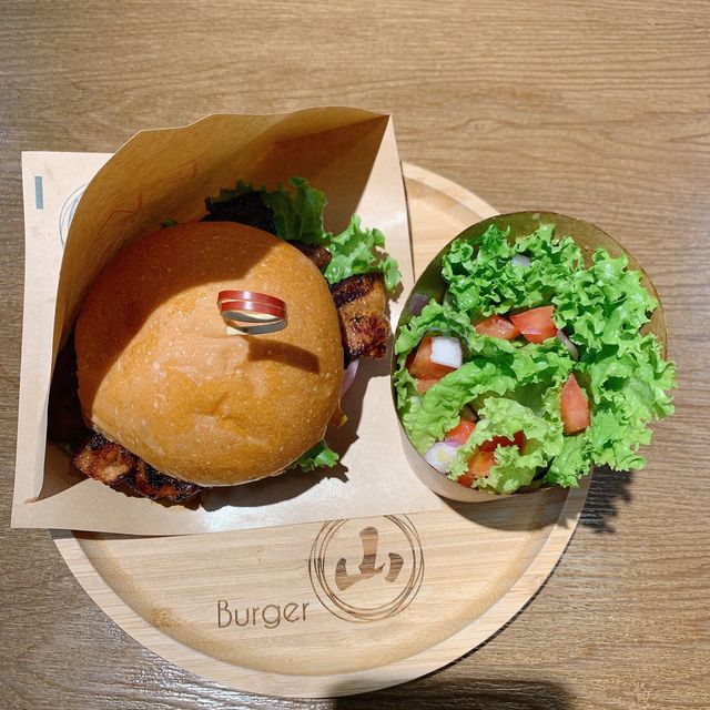 觀塘保家山Burger Saan