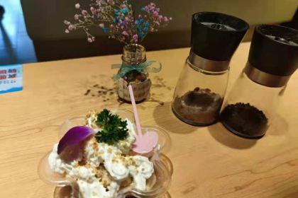 Cha Café and Bistro