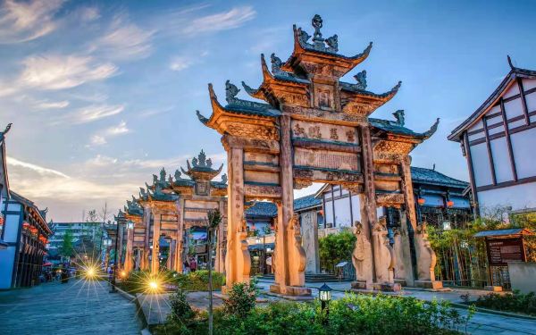 Longchang Memorial Stone Archways