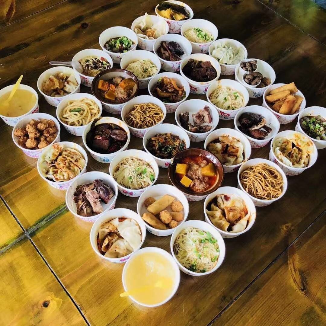 ทัวร์อาหารรสเลิศส่วนตัวเมืองเก่าโหวไต่และพิพิธภัณฑ์อาหารเสฉวน พร้อมอาหารเย็นหม้อไฟ