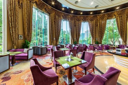 Yunfubiguiyuanfenghuangjiudianweiyena Western Restaurant