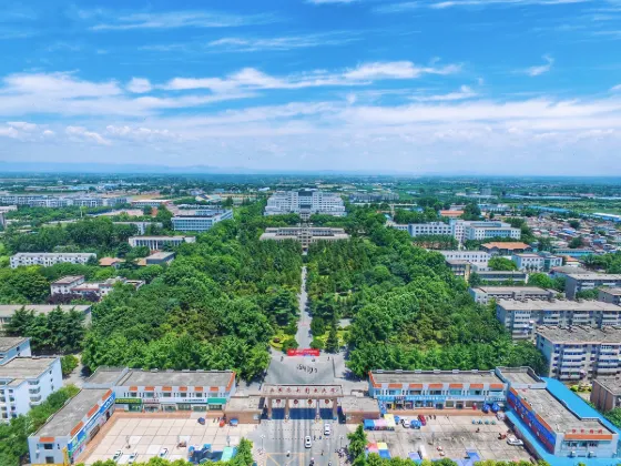 Tongchuan Kangyang Hotel