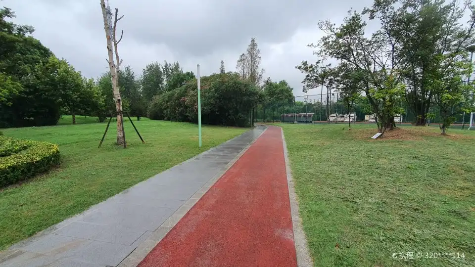 Hotels near Anting New Town Olympic Sports Park
