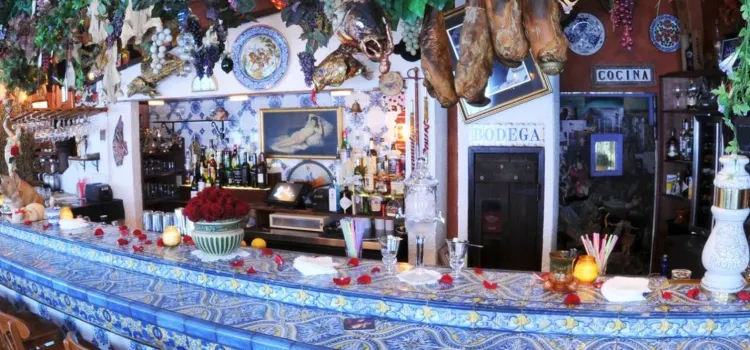 Dali Restaurant & Tapas Bar
