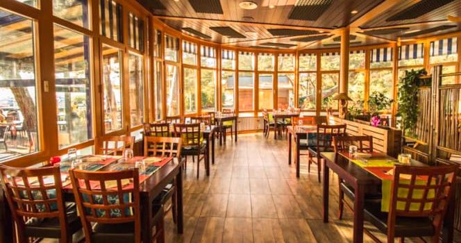 Le Thai au Lac
