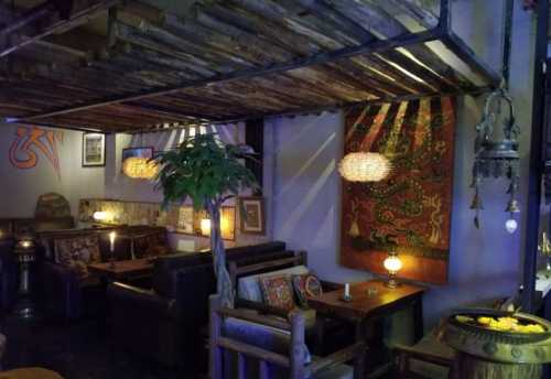 矮房子音樂·水煙·雞尾酒吧(八廓街店)