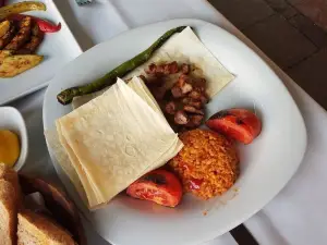 Top 8 Local Restaurants in Izmir