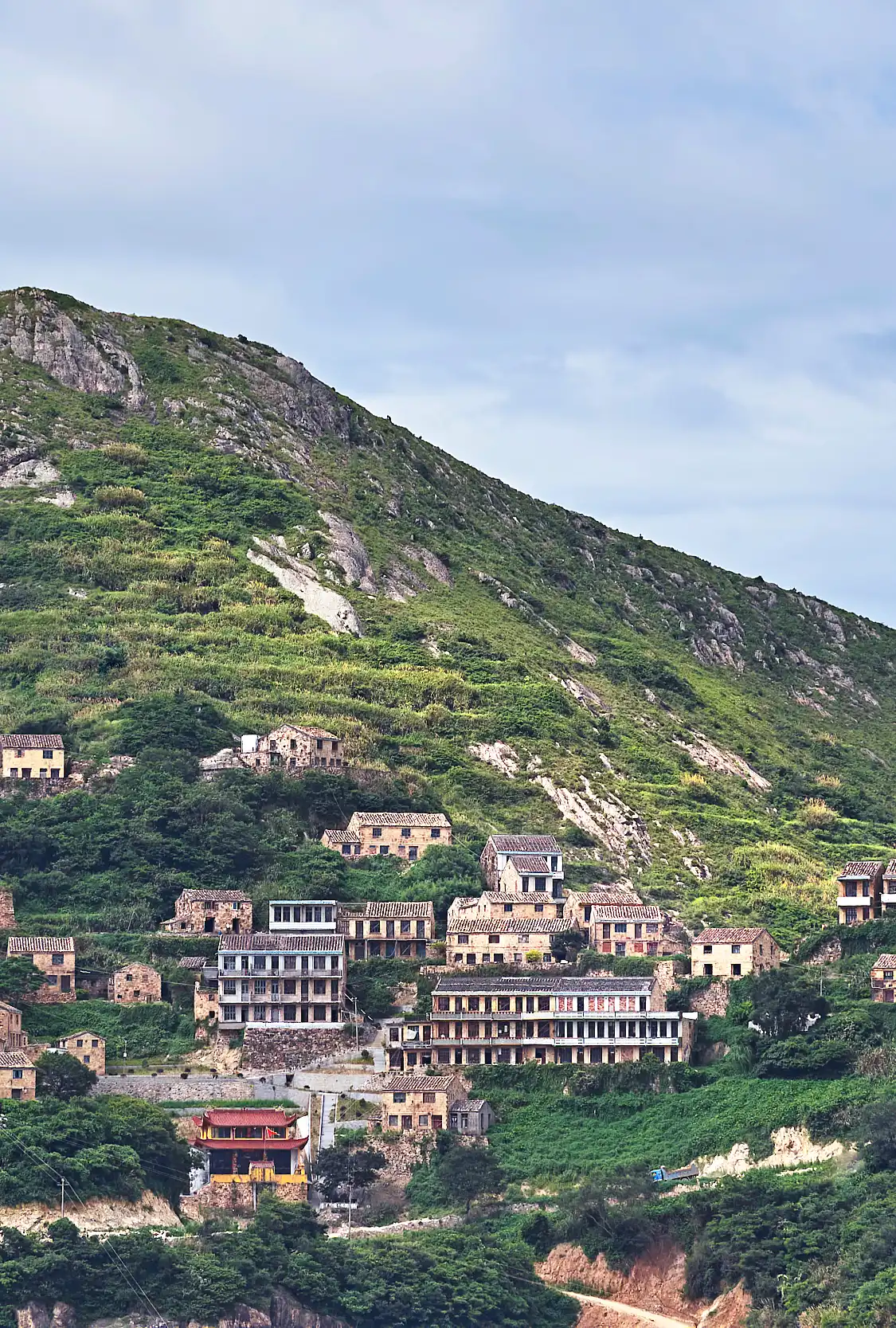 鄰近五嶴村的酒店