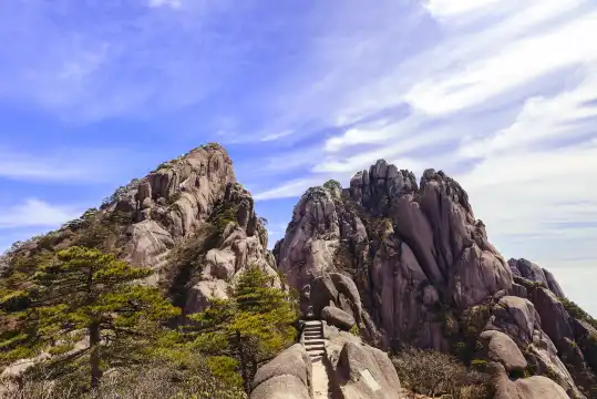 鄰近天都峰的酒店