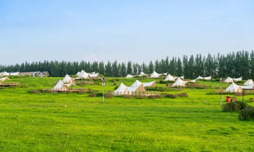 Hailong Lake Scenic Spot