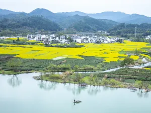 Moon Bay (Yueliang Bay, Wuyuan)