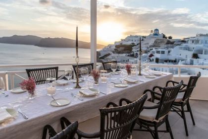 MIA’S – Restaurant