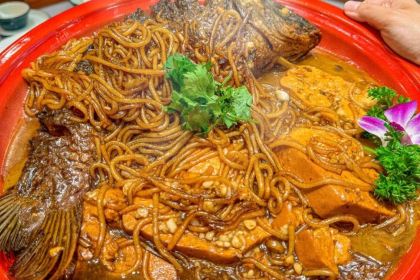 经典老菜坊·开封灌汤包