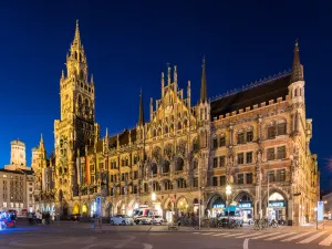 New Town Hall (Neus Rathaus)