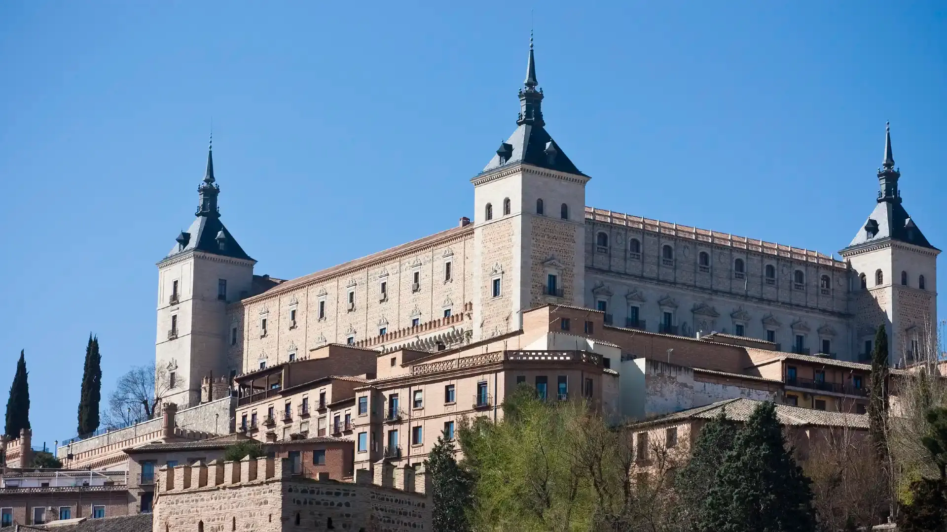 Hotels near Alcázar of Toledo
