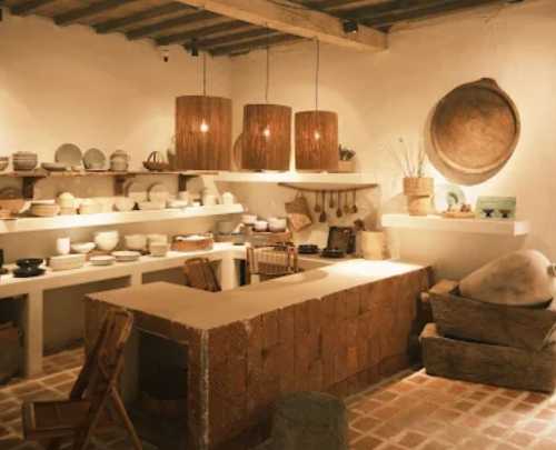 May Kitchenware Cafe